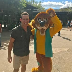 Meet your Posher, Christian